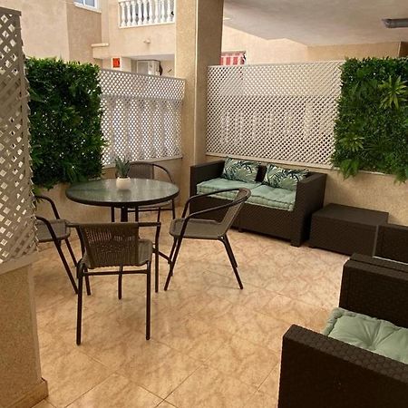 Комфортабельные Апартаменты С Большой Террасой Torrevieja Eksteriør bilde